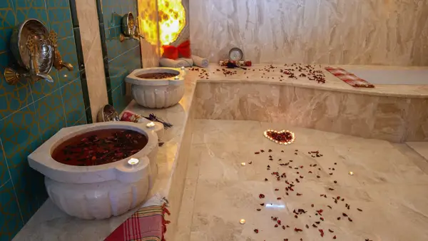 OTEL KONAKLAMA - 32