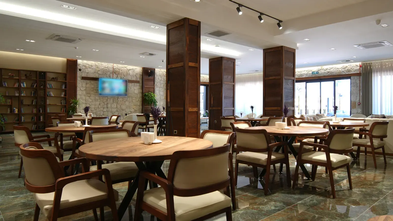 OTEL KONAKLAMA - 39