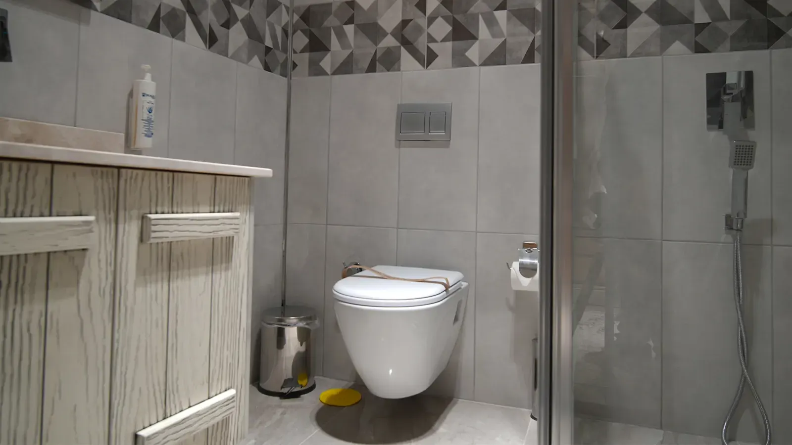 OTEL KONAKLAMA - 25