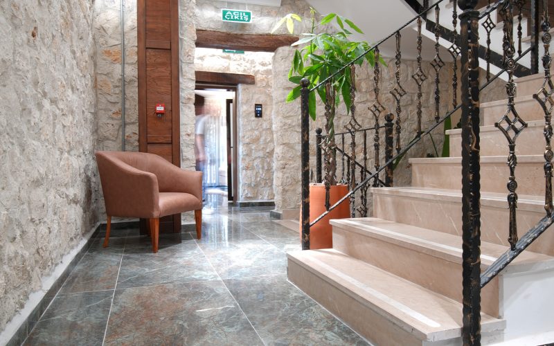 otel9